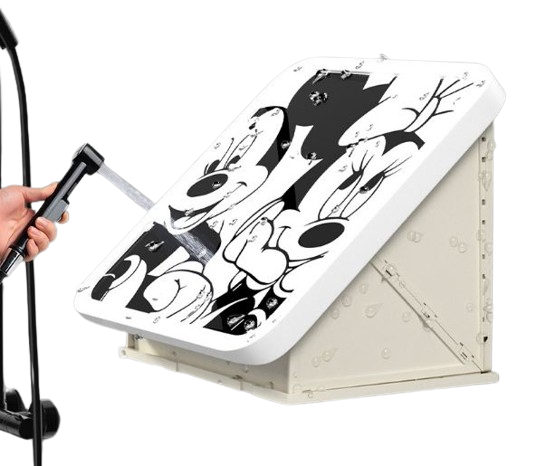 باکس حوله داخل حمام